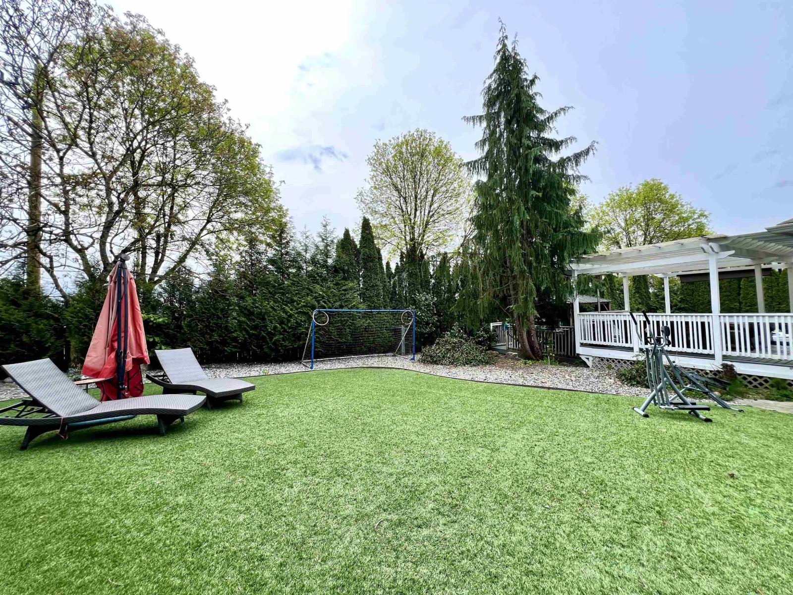 20683 66a Avenue, Langley, British Columbia  V2Y 2Y4 - Photo 36 - R3083859