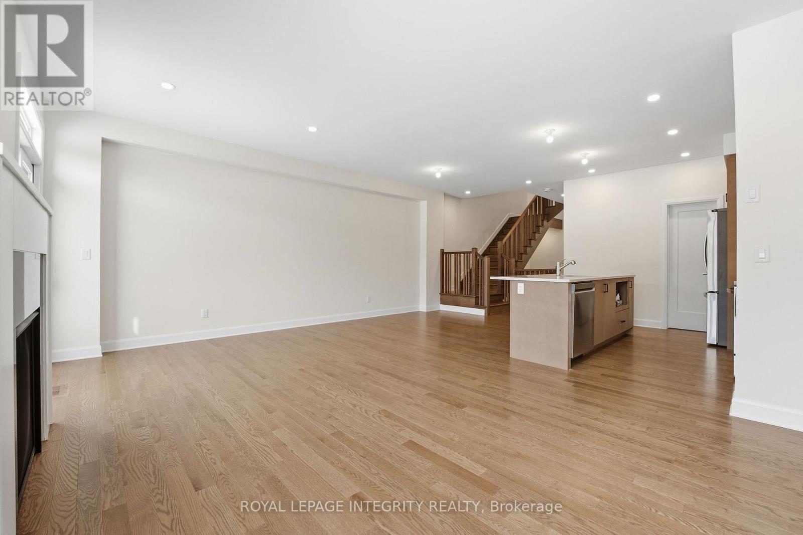 1194 Spoor Street, Ottawa, Ontario  K2W 1A1 - Photo 8 - X12733890