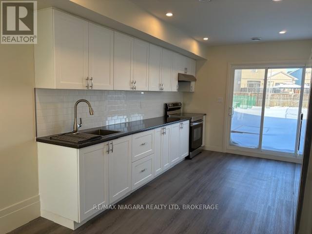 C - 1075 Ontario Road, Welland, Ontario  L3B 5E5 - Photo 2 - X12733912