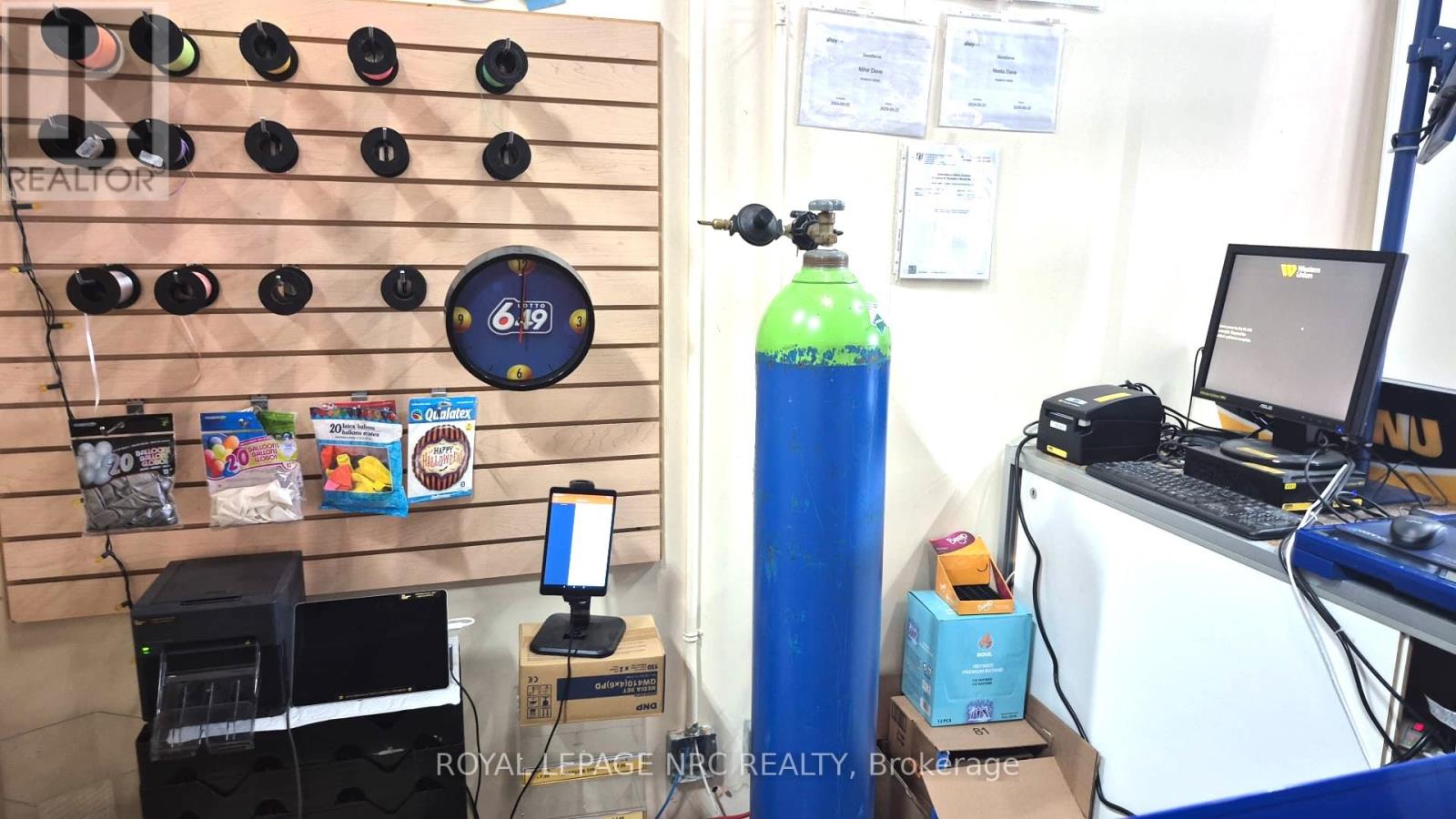 315 - 343 Glendale Avenue, St. Catharines, Ontario  L2T 0A1 - Photo 5 - X12733994