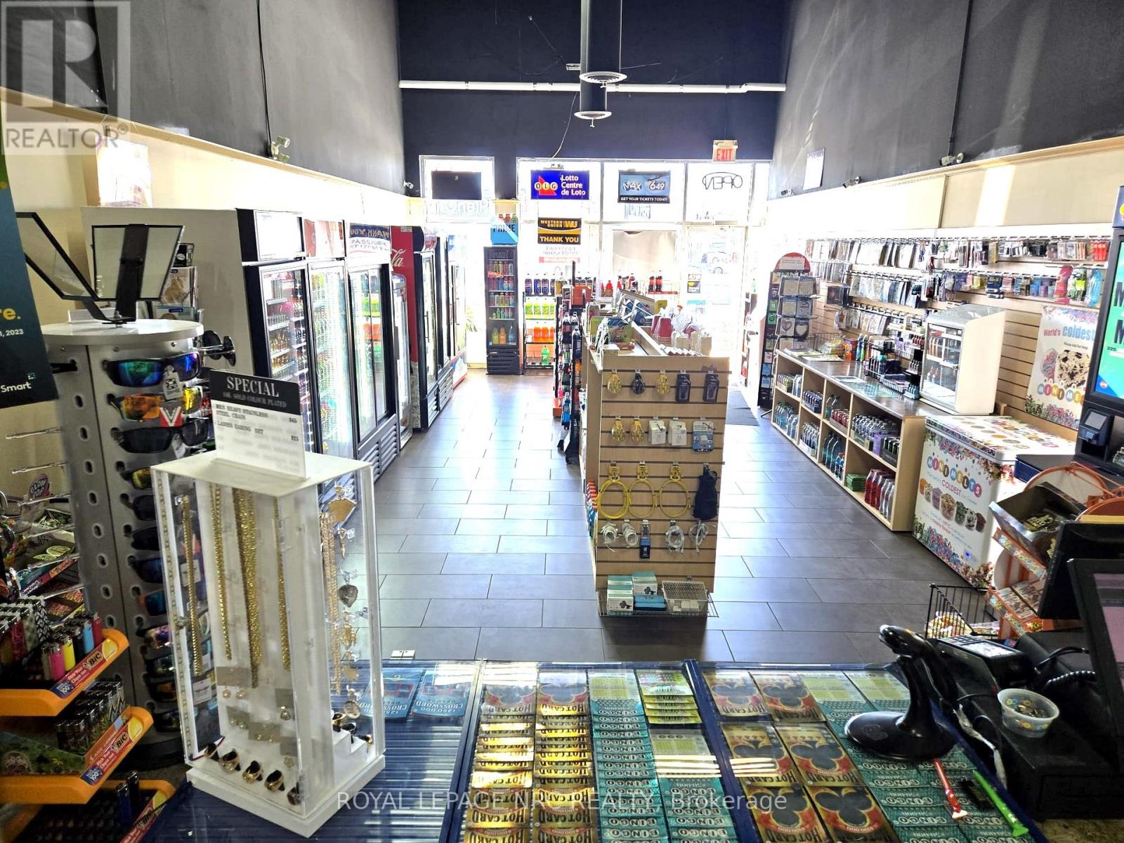 315 - 343 Glendale Avenue, St. Catharines, Ontario  L2T 0A1 - Photo 8 - X12733994