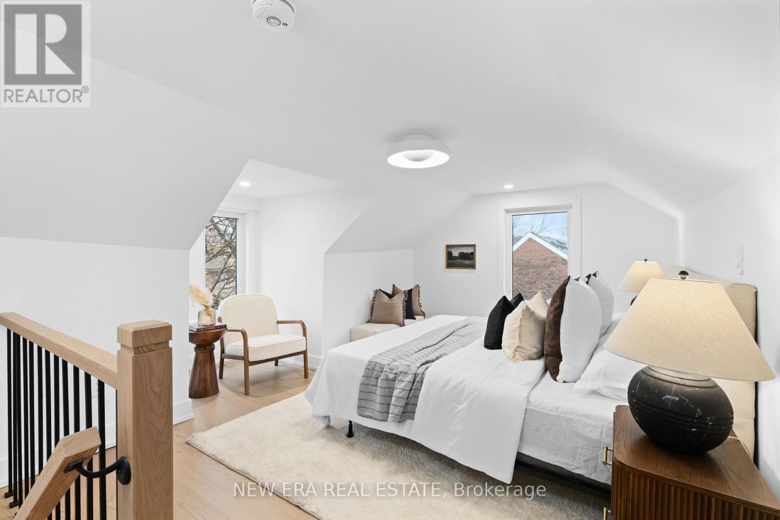 148 Rhodes Avenue, Toronto, Ontario  M4L 3A1 - Photo 17 - E12709106