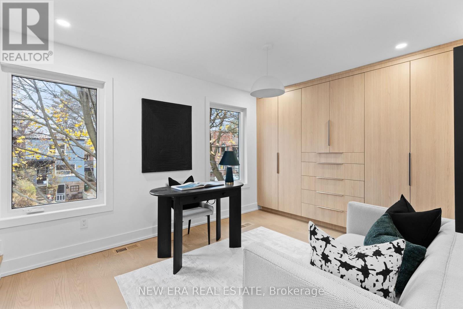 148 Rhodes Avenue, Toronto, Ontario  M4L 3A1 - Photo 14 - E12709106