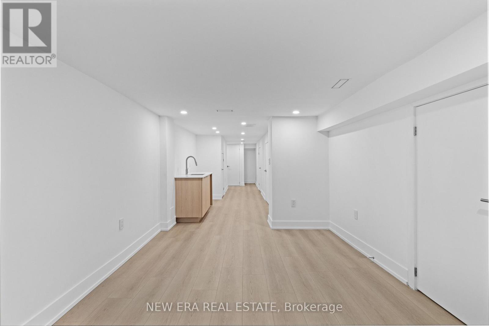 148 Rhodes Avenue, Toronto, Ontario  M4L 3A1 - Photo 25 - E12709106