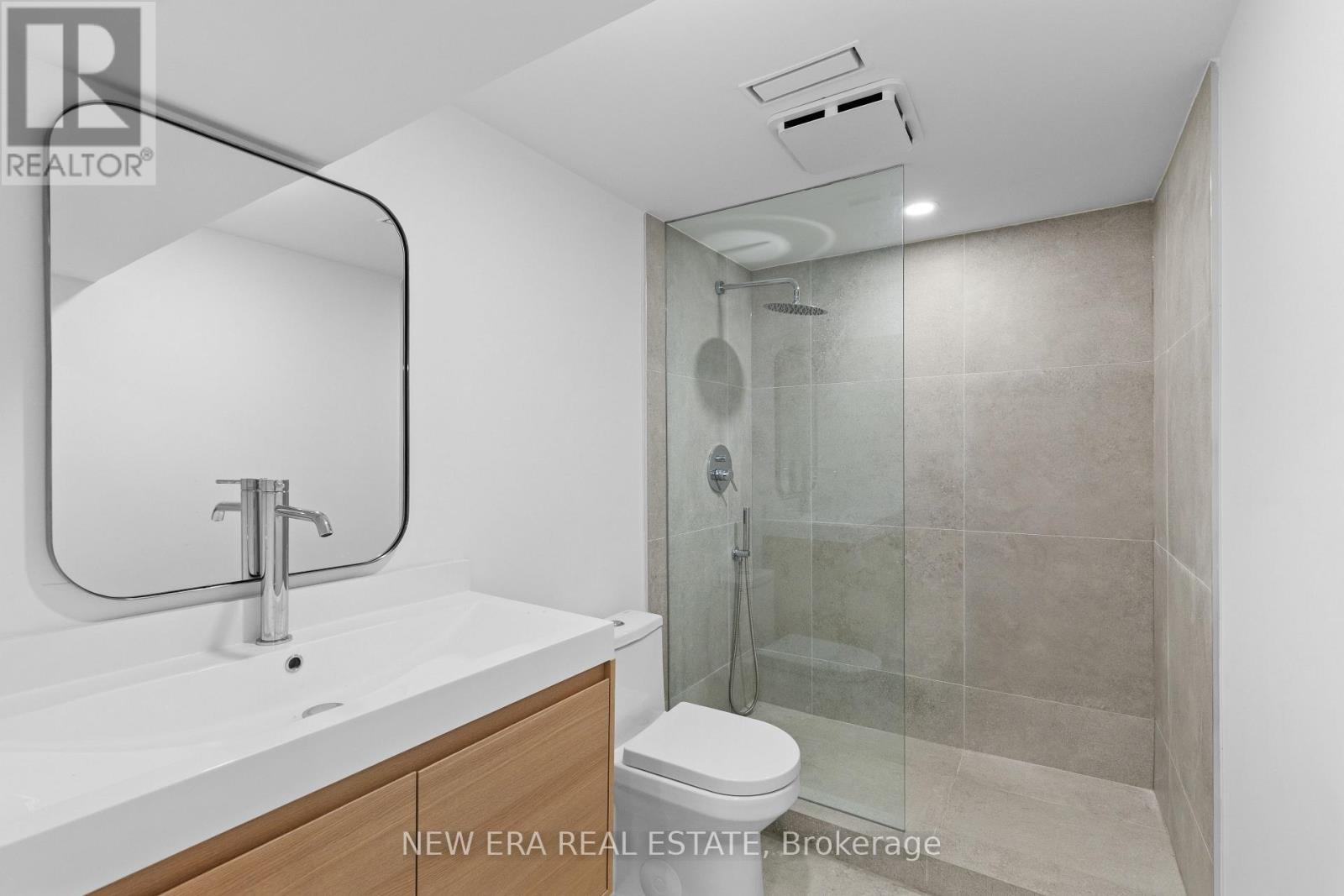 148 Rhodes Avenue, Toronto, Ontario  M4L 3A1 - Photo 29 - E12709106