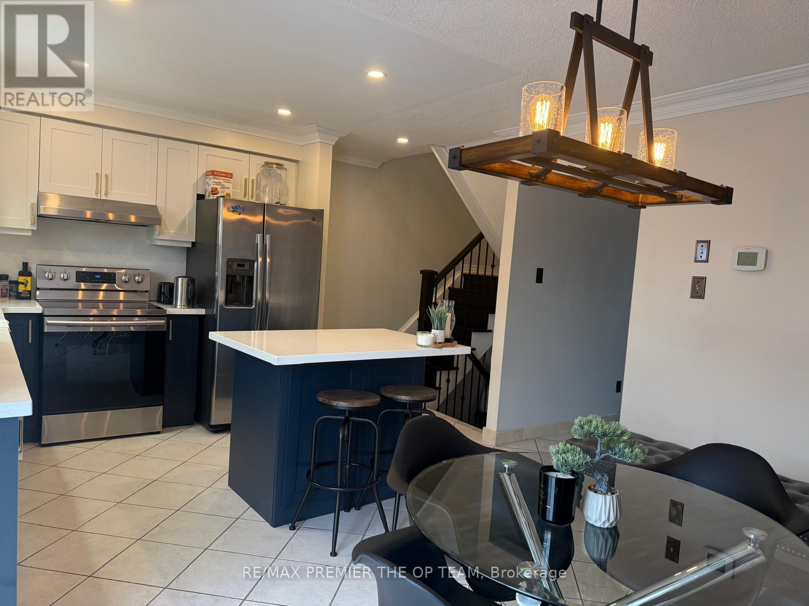 28 Kelso Crescent, Vaughan, Ontario  L6A 2C7 - Photo 7 - N12733248