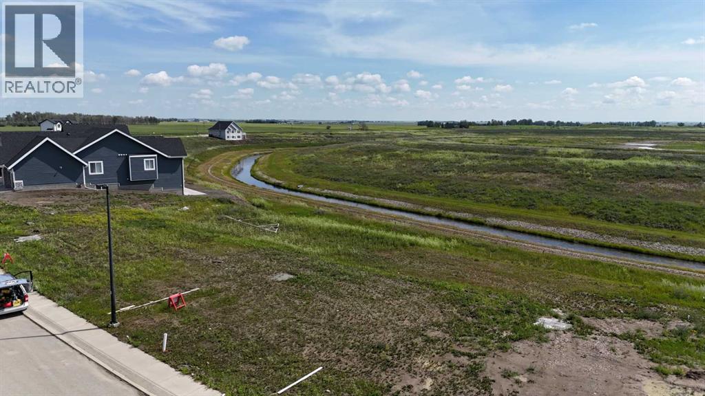 323 Muirfield Crescent, Lyalta, Alberta  T0J 1Y1 - Photo 2 - A2239622