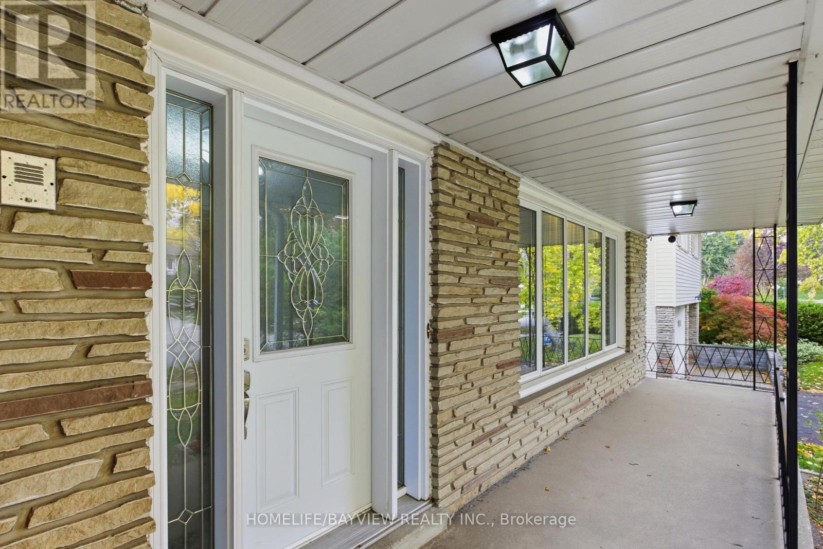 42 Tollerton Avenue, Toronto, Ontario  M2K 2H3 - Photo 3 - C12733864