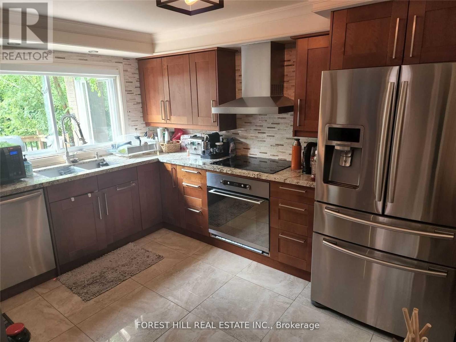 157 Northwood Drive, Toronto, Ontario  M2M 2K2 - Photo 2 - C12733872