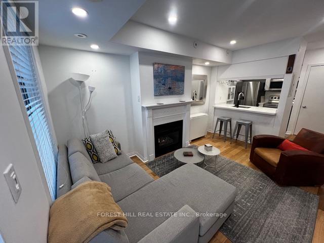 810 - 5 Everson Drive, Toronto, Ontario  M2N 7C3 - Photo 3 - C12733874