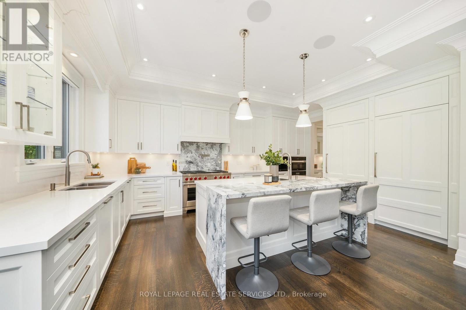 83 Kimbark Boulevard, Toronto, Ontario  M5N 2X9 - Photo 8 - C12733910