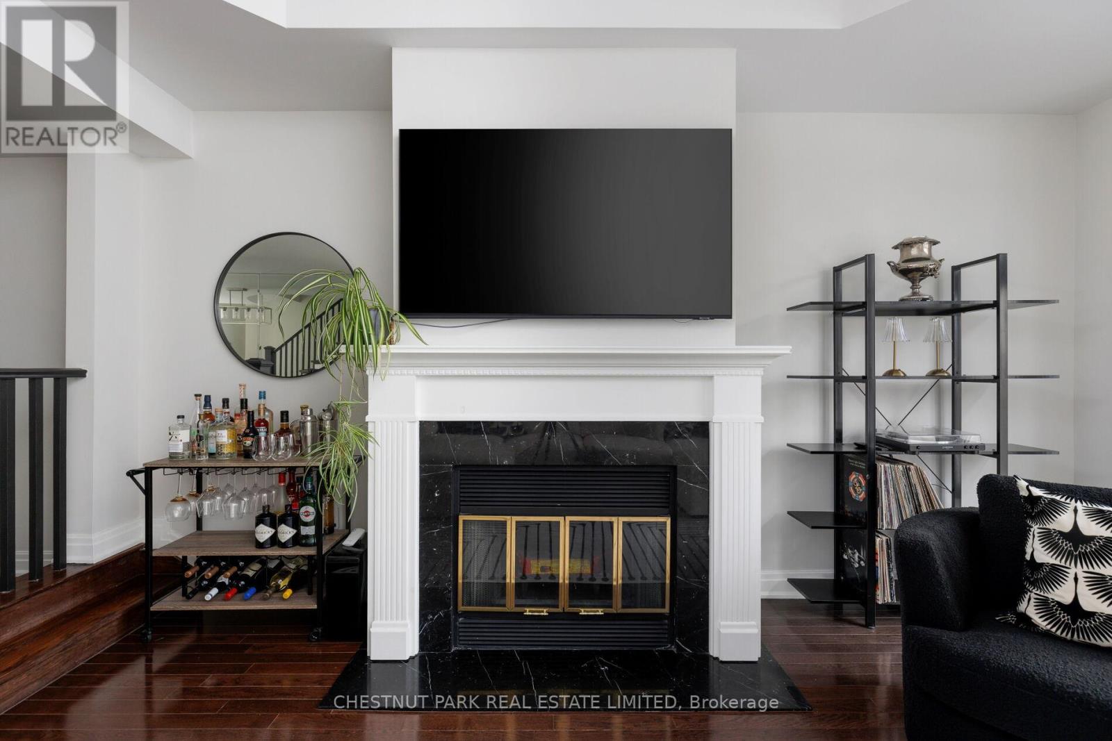 211 Walmer Road, Toronto, Ontario  M5R 3P7 - Photo 10 - C12733958