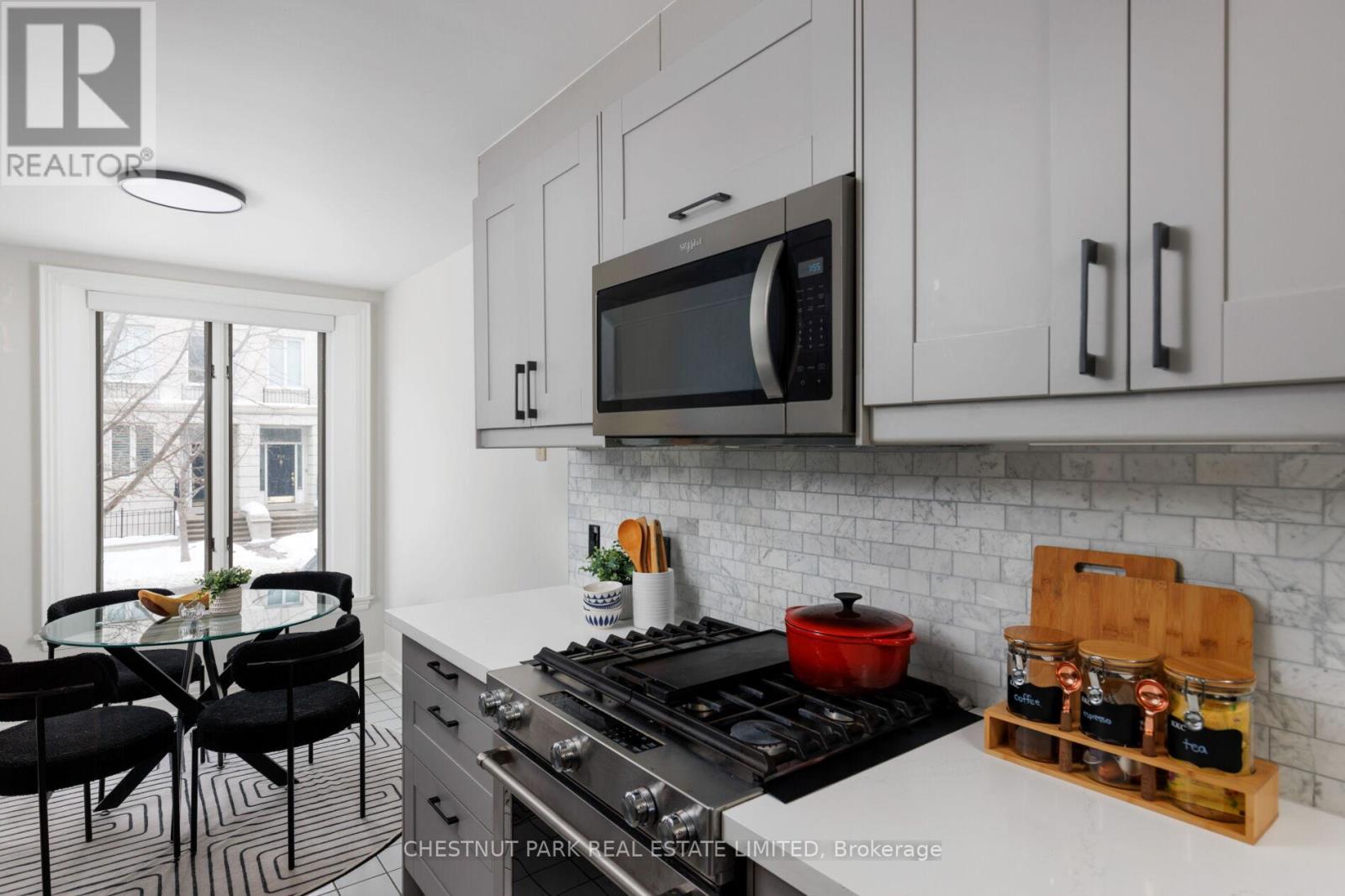 211 Walmer Road, Toronto, Ontario  M5R 3P7 - Photo 16 - C12733958