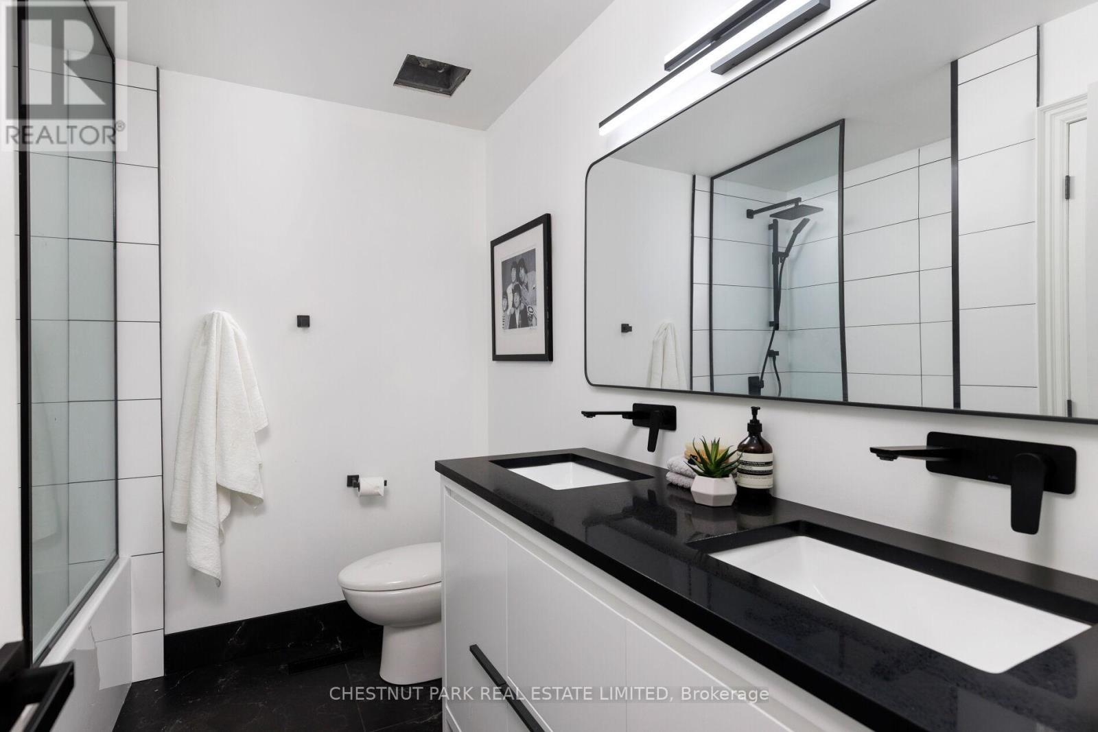 211 Walmer Road, Toronto, Ontario  M5R 3P7 - Photo 27 - C12733958