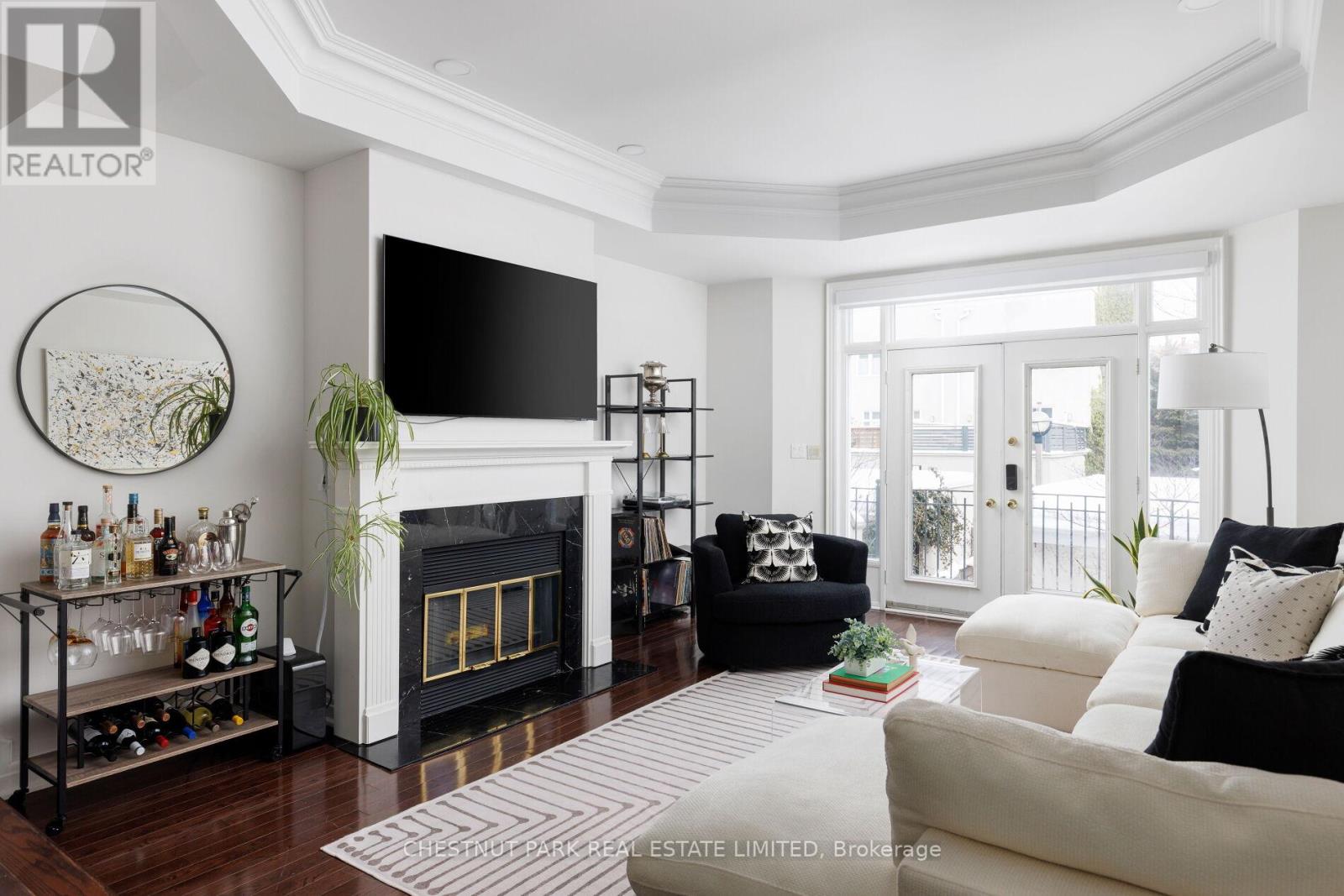 211 Walmer Road, Toronto, Ontario  M5R 3P7 - Photo 8 - C12733958