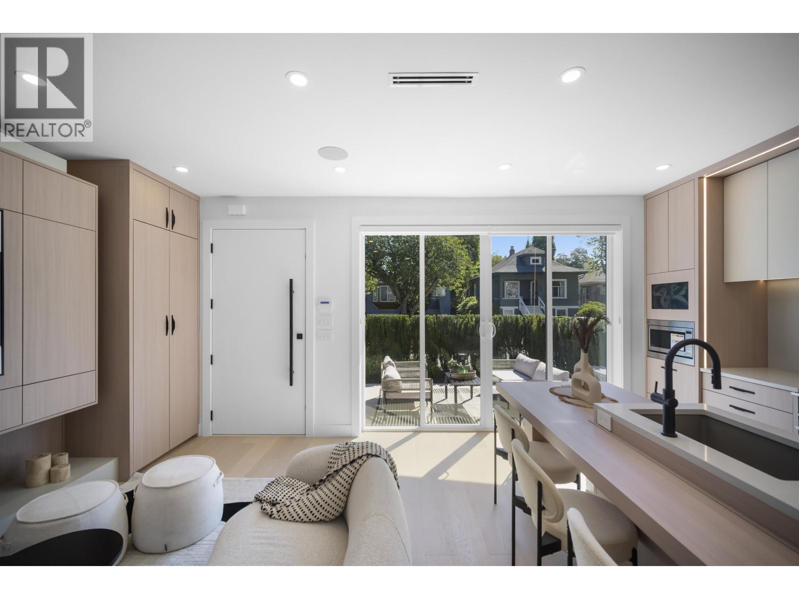 2 5033 Prince Albert Street, Vancouver, British Columbia  V5W 3C5 - Photo 7 - R3083698