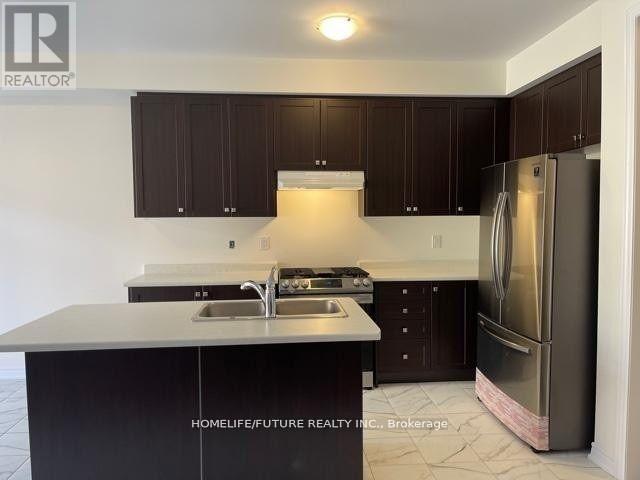 1166 Sepia Square, Pickering, Ontario  L1X 0H1 - Photo 3 - E12733842