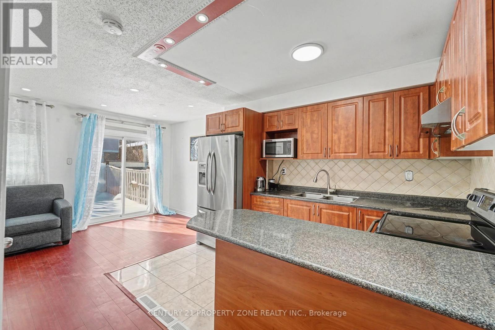 16 Chad Crescent, Toronto, Ontario  M1B 2Z6 - Photo 12 - E12733922