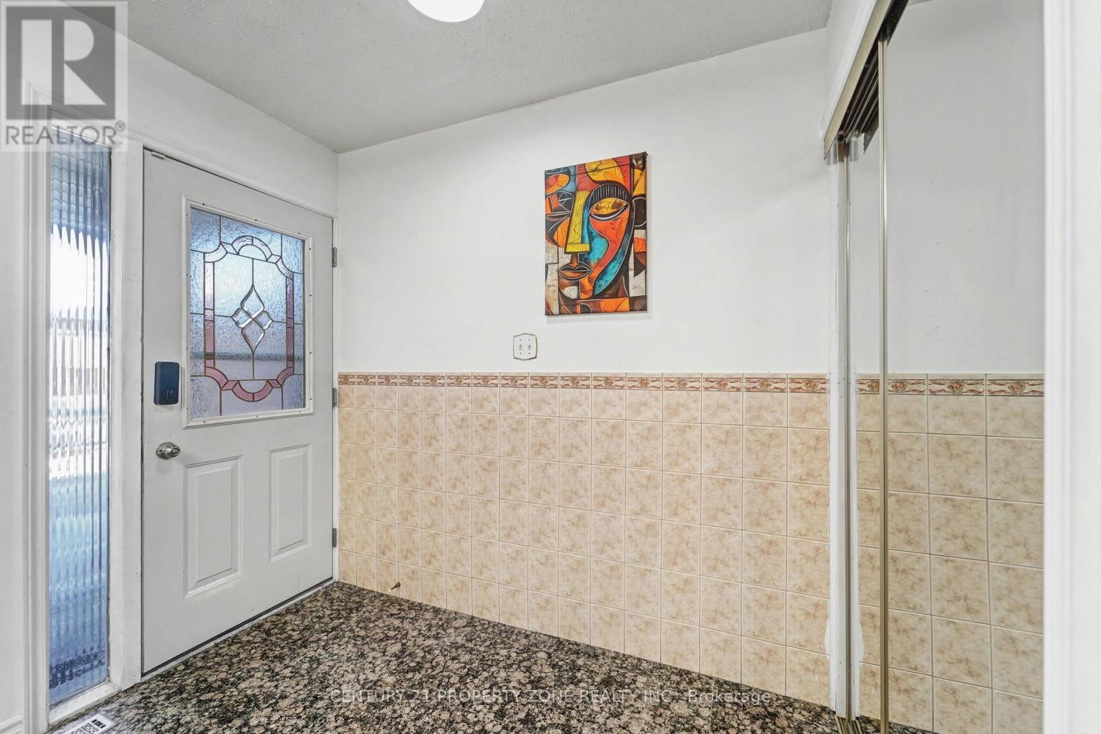 16 Chad Crescent, Toronto, Ontario  M1B 2Z6 - Photo 5 - E12733922