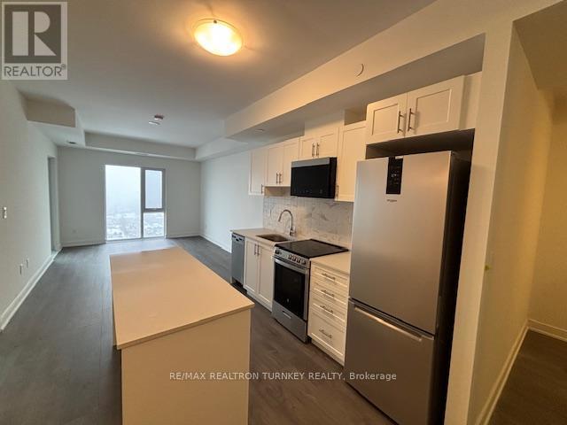 1201 - 705 Davis Drive, Newmarket, Ontario  L3Y 0J1 - Photo 5 - N12722484