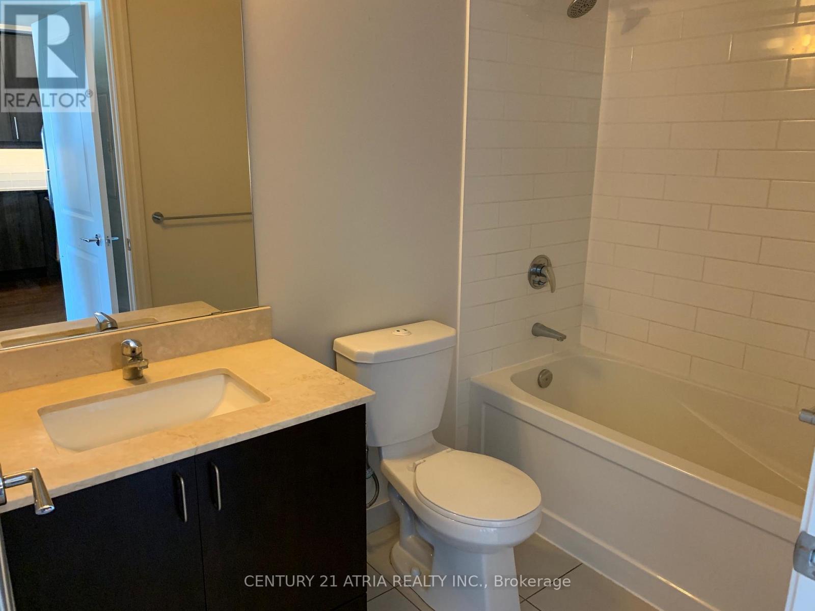 309 - 8110 Birchmount Road, Markham, Ontario  L6G 0E3 - Photo 6 - N12733904