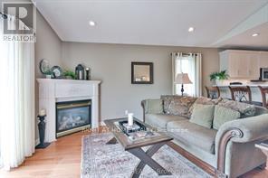 13 Couples Court, Barrie, Ontario  L4M 6V5 - Photo 11 - S12733936