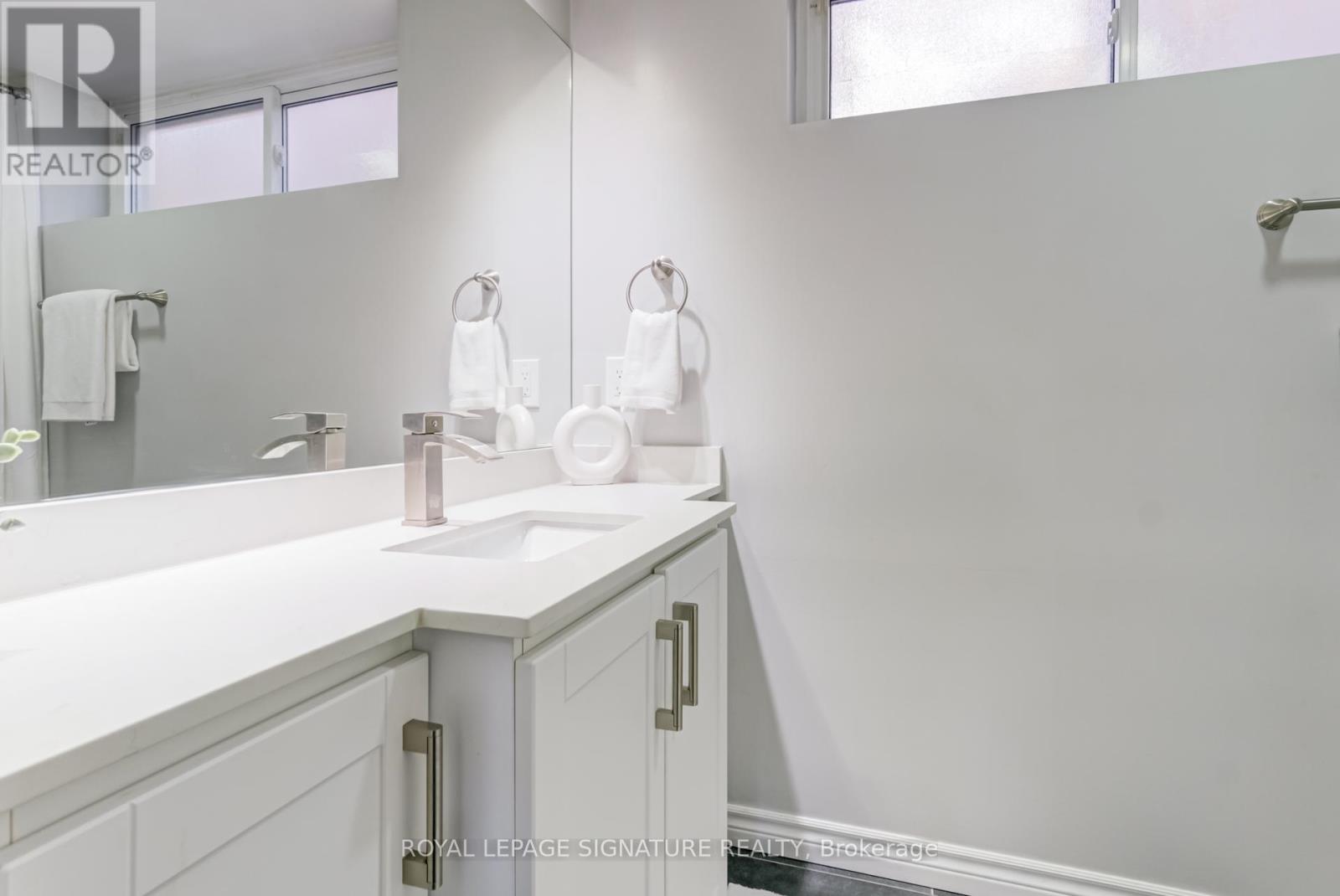 Bsmt - 71 Daleside Crescent, Toronto, Ontario  M4A 2K7 - Photo 29 - C12733220