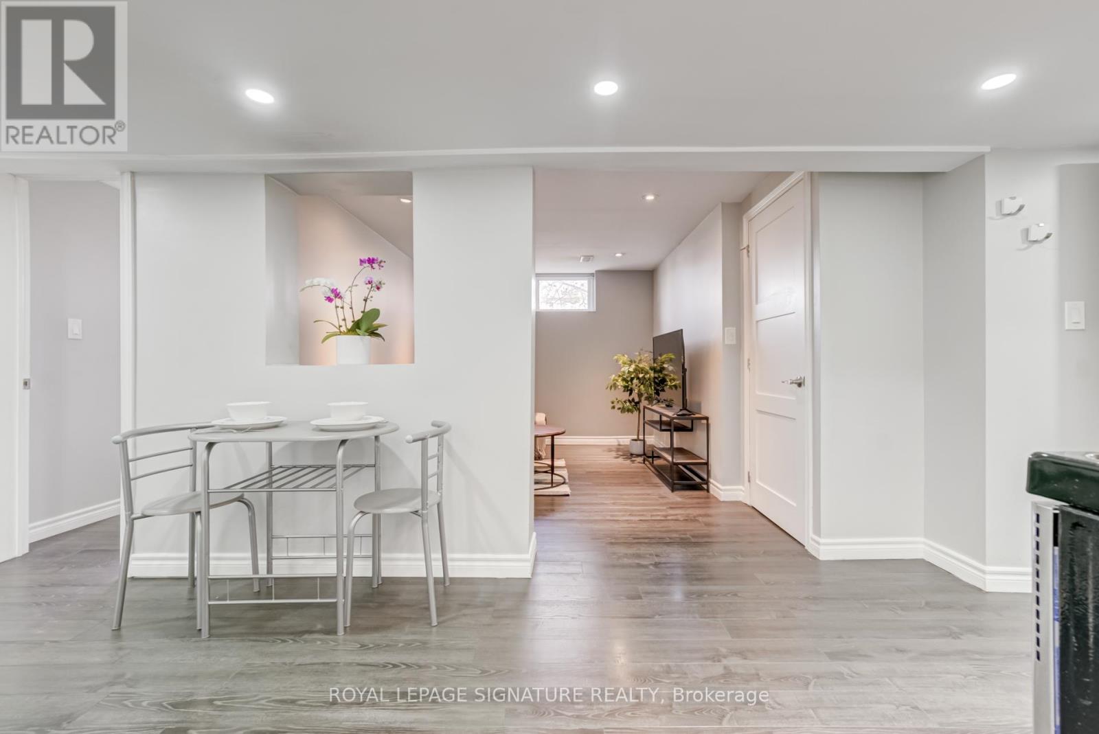 Bsmt - 71 Daleside Crescent, Toronto, Ontario  M4A 2K7 - Photo 9 - C12733220