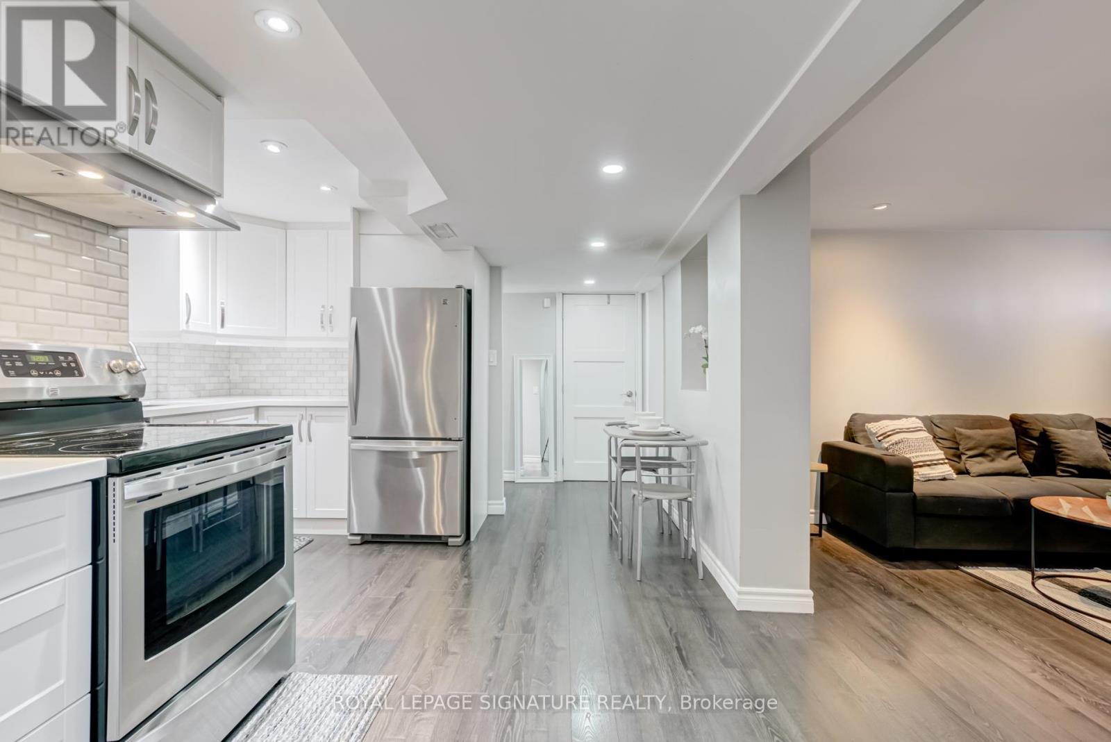 Bsmt - 71 Daleside Crescent, Toronto, Ontario  M4A 2K7 - Photo 8 - C12733220