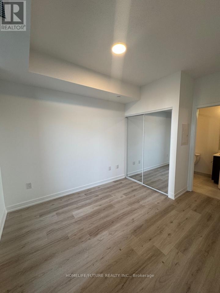 2305 - 395 Square One Drive, Mississauga, Ontario  L5B 0P6 - Photo 13 - W12733892