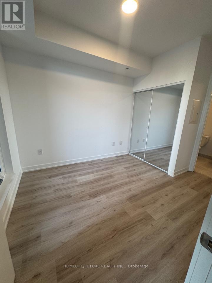 2305 - 395 Square One Drive, Mississauga, Ontario  L5B 0P6 - Photo 15 - W12733892