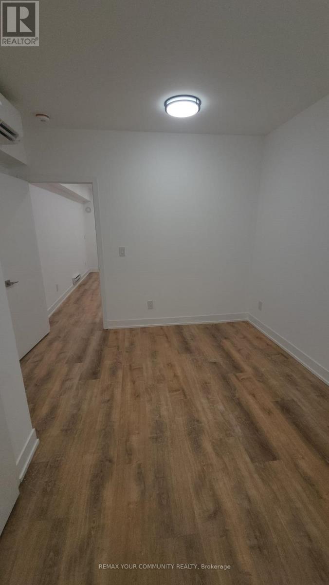 Lower - 983 Dovercourt Road, Toronto, Ontario  M6H 2X6 - Photo 2 - W12733908