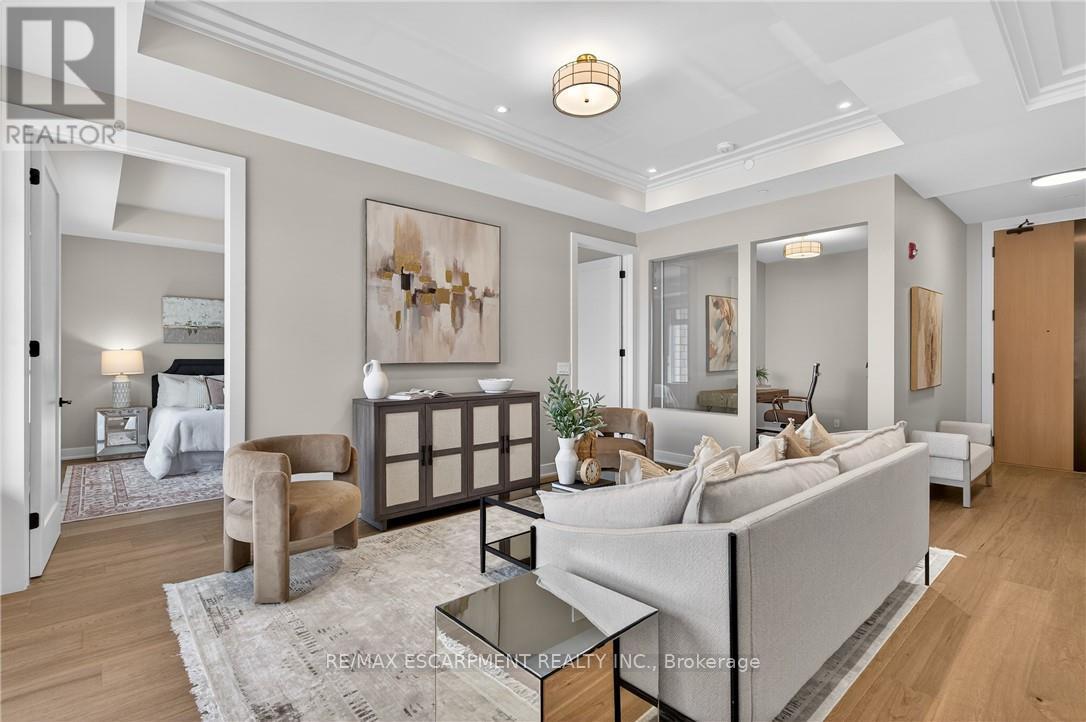 401 - 123 Maurice Drive, Oakville, Ontario  L6K 2W6 - Photo 13 - W12733926