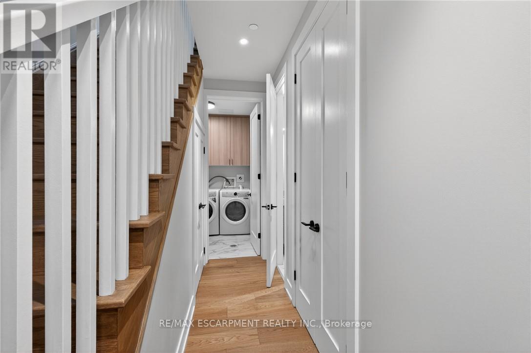 401 - 123 Maurice Drive, Oakville, Ontario  L6K 2W6 - Photo 39 - W12733926