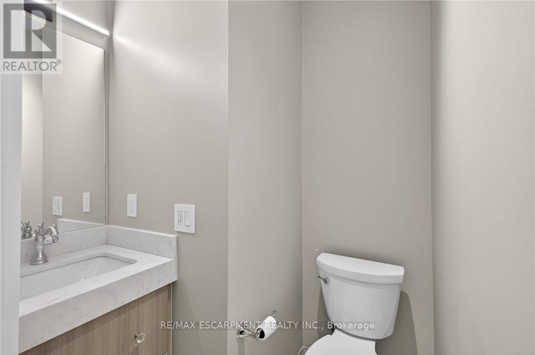 401 - 123 Maurice Drive, Oakville, Ontario  L6K 2W6 - Photo 41 - W12733926