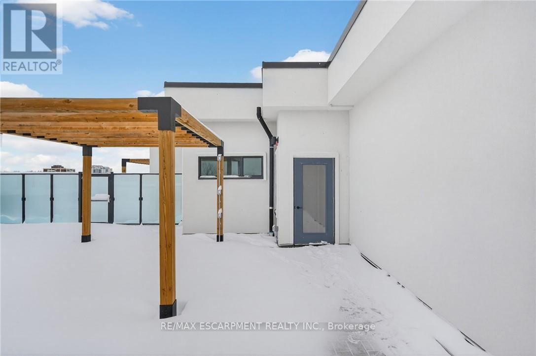 401 - 123 Maurice Drive, Oakville, Ontario  L6K 2W6 - Photo 47 - W12733926