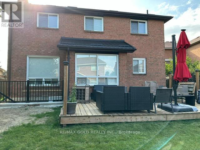 51 Burgby Avenue, Brampton, Ontario  L6X 2G7 - Photo 11 - W12733974