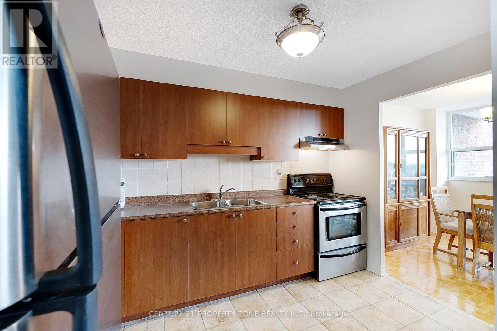 905 - 3501 Glen Erin Drive, Mississauga, Ontario L5L 2E9 - Photo 8 - W12733978