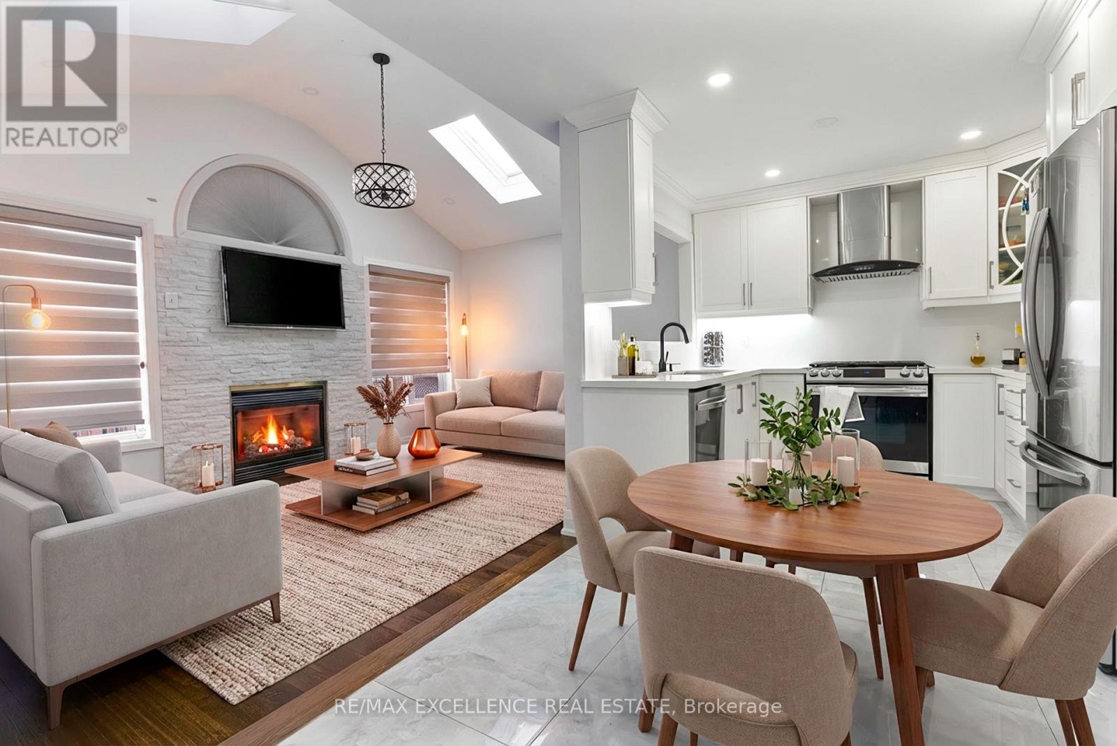 159 Cordgrass Crescent, Brampton, Ontario  L6R 2A1 - Photo 2 - W12733986