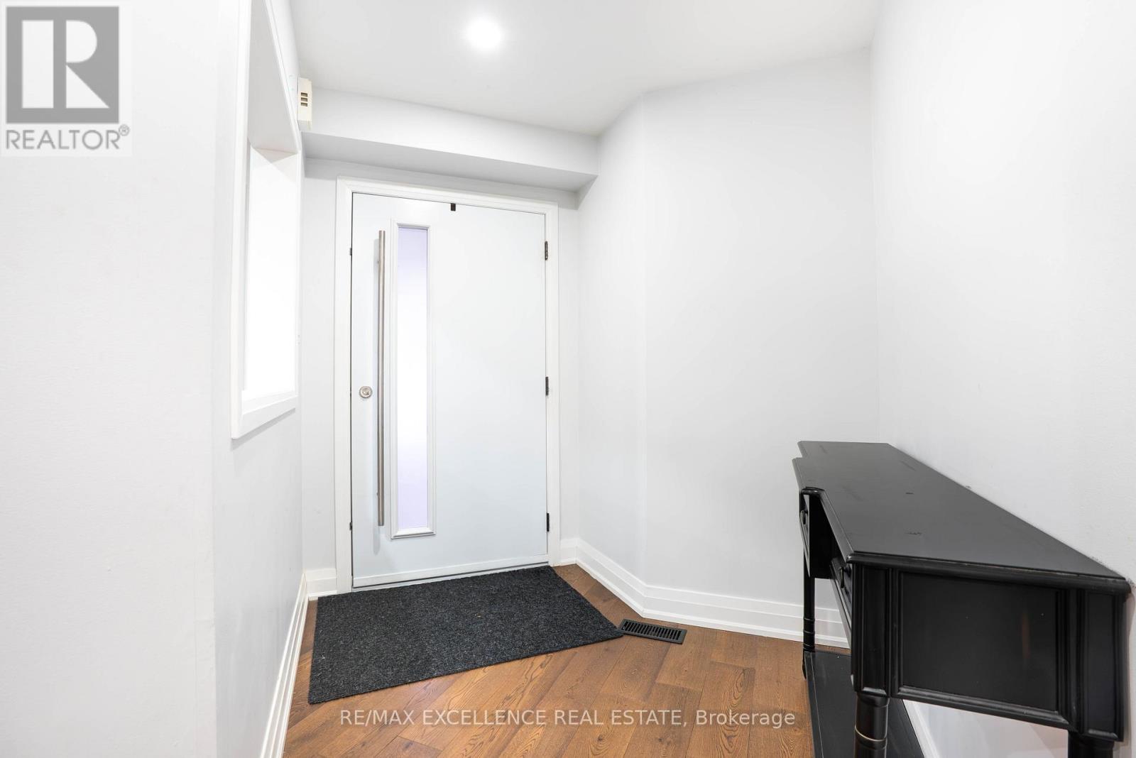 159 Cordgrass Crescent, Brampton, Ontario  L6R 2A1 - Photo 9 - W12733986