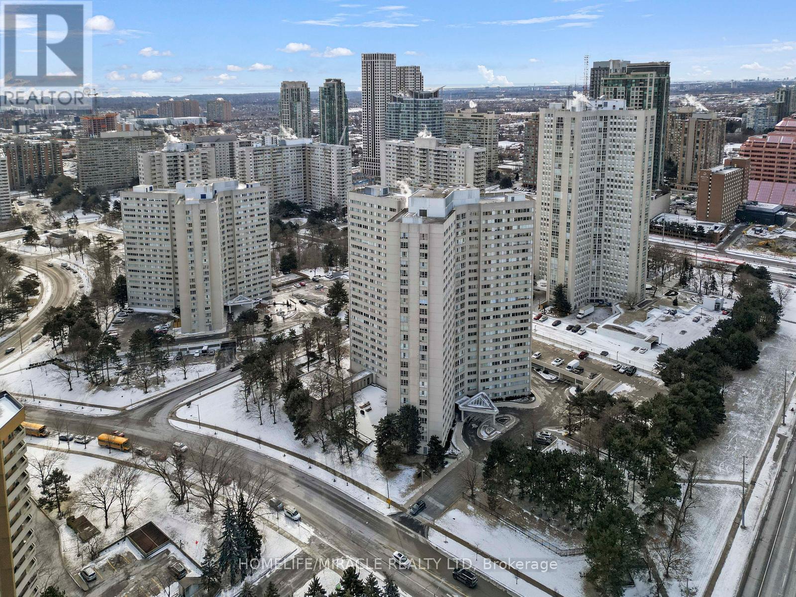 202 - 3700 Kaneff Crescent, Mississauga, Ontario  L5A 4B8 - Photo 36 - W12733990