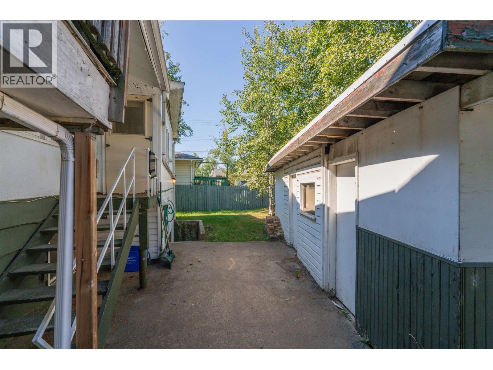 2072 4th Avenue, Prince George, British Columbia  V2M 1H9 - Photo 29 - R3083863