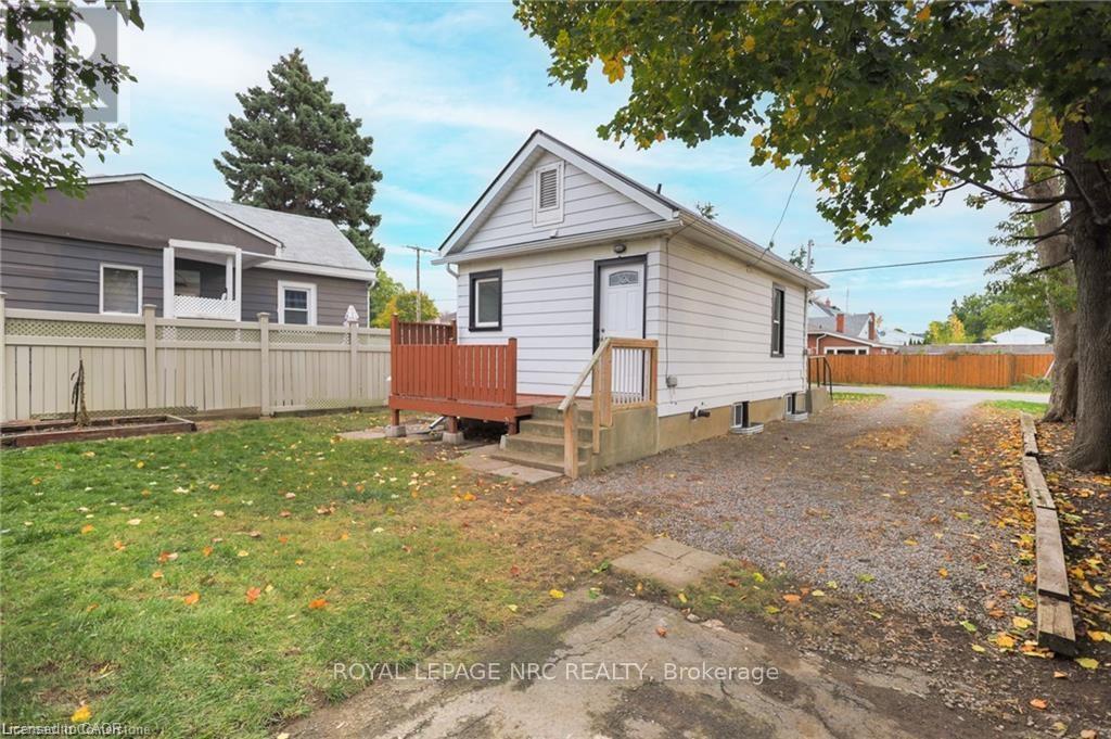 11 Perry Street, St. Catharines, Ontario  L2R 1K7 - Photo 29 - X12733966