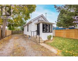 11 PERRY STREET, St. Catharines, Ontario