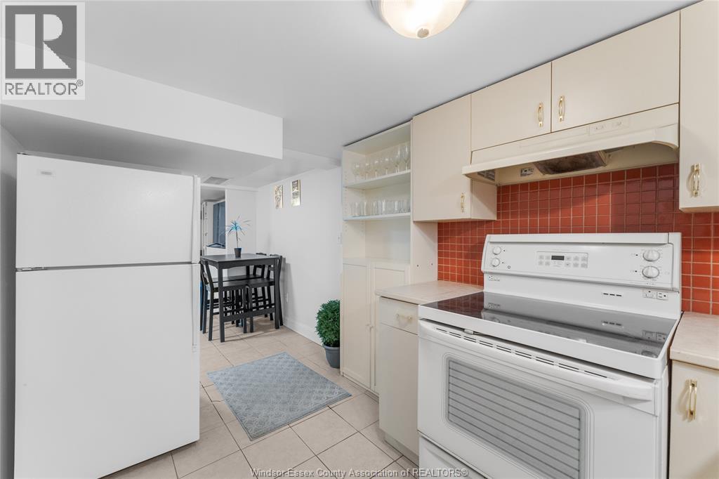 1229 Chilver, Windsor, Ontario N8Y 2L2 - Photo 5 - 26002062