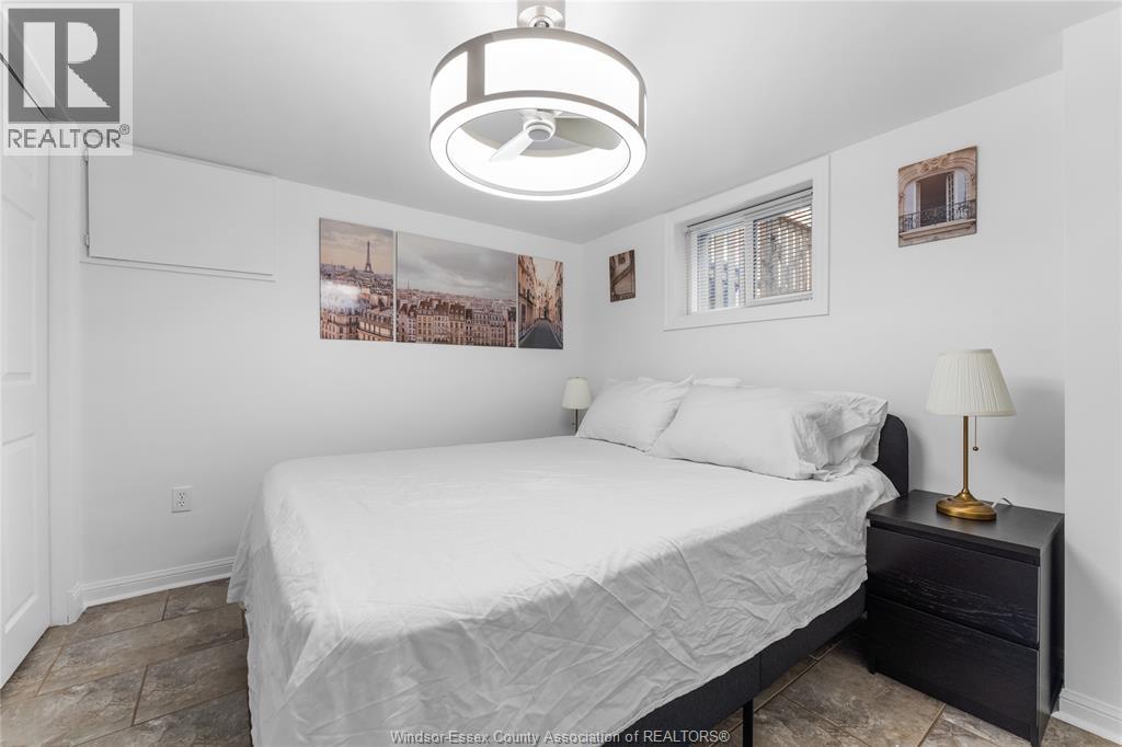 1229 Chilver, Windsor, Ontario N8Y 2L2 - Photo 8 - 26002062