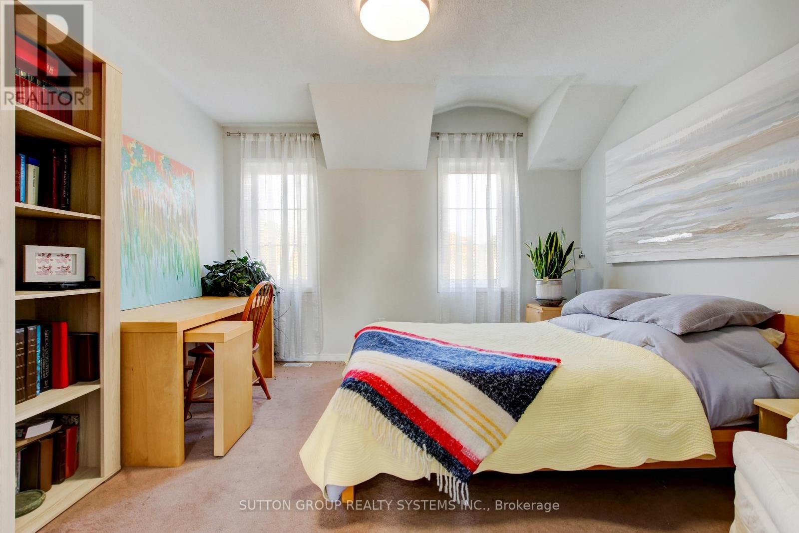 85 - 119b The Queensway, Toronto, Ontario  M6S 5B7 - Photo 32 - W12684098