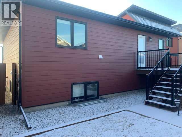 359 Caledonia Boulevard W, Lethbridge, Alberta  T1J 5A5 - Photo 4 - A2282133