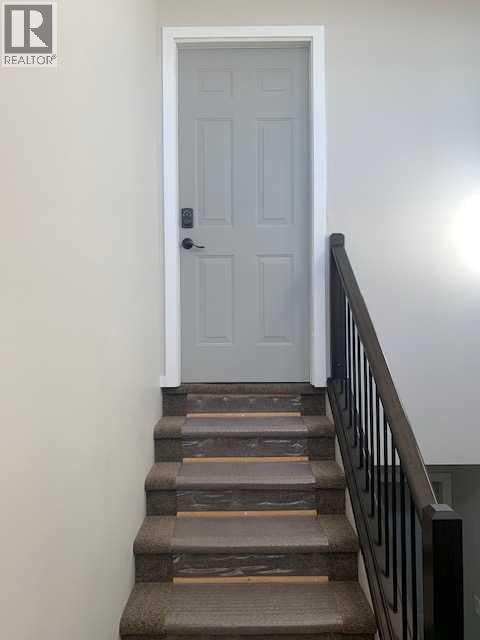 359 Caledonia Boulevard W, Lethbridge, Alberta  T1J 5A5 - Photo 9 - A2282133