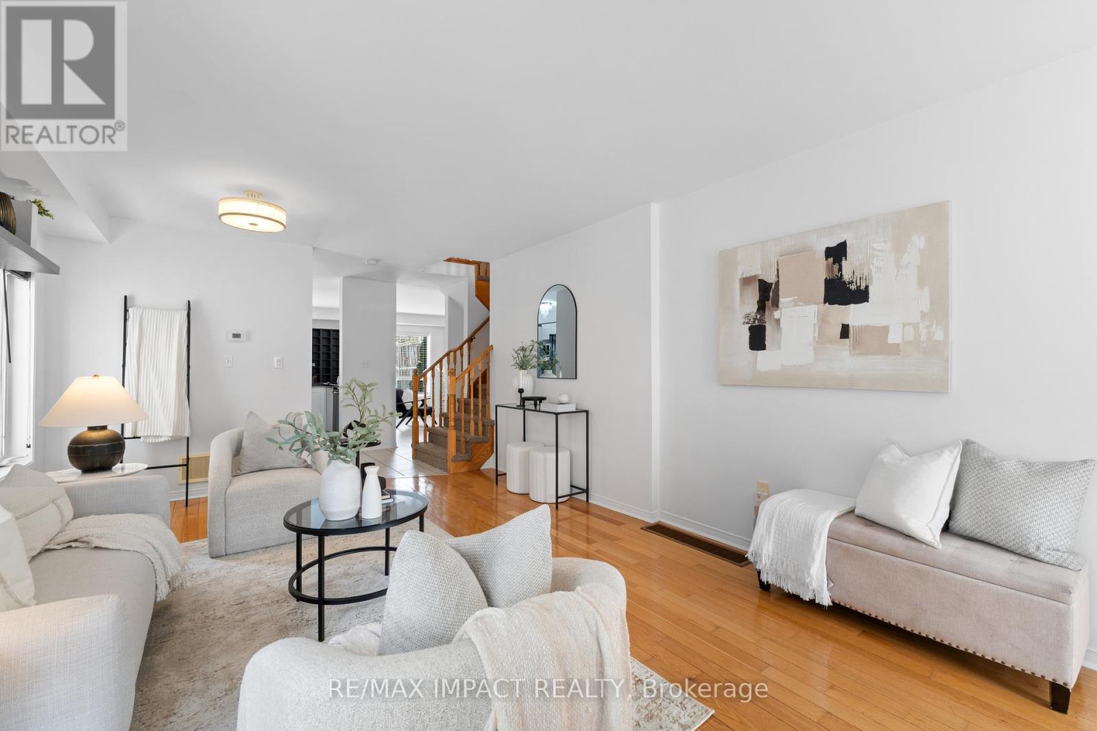 549 Brasswinds Trail, Oshawa, Ontario  L1K 2Y9 - Photo 4 - E12734034